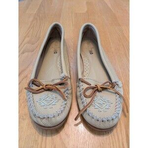 Minnetonka Women's 8.5 Deerskin Beaded Moccasin Loafers 57 champan Silver Beads
